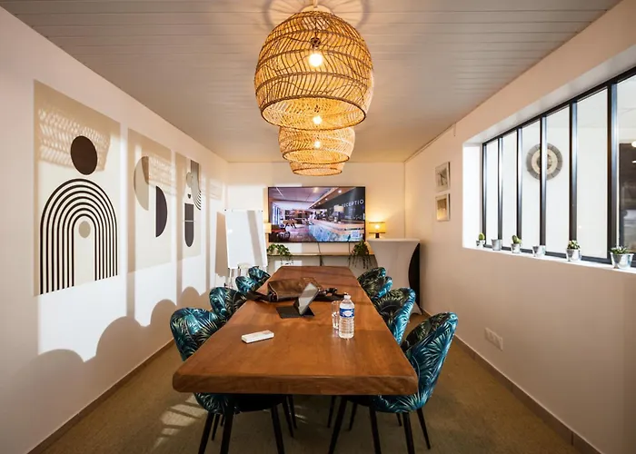 Hotel Les Sables - Urban Style - By Logis Hotels