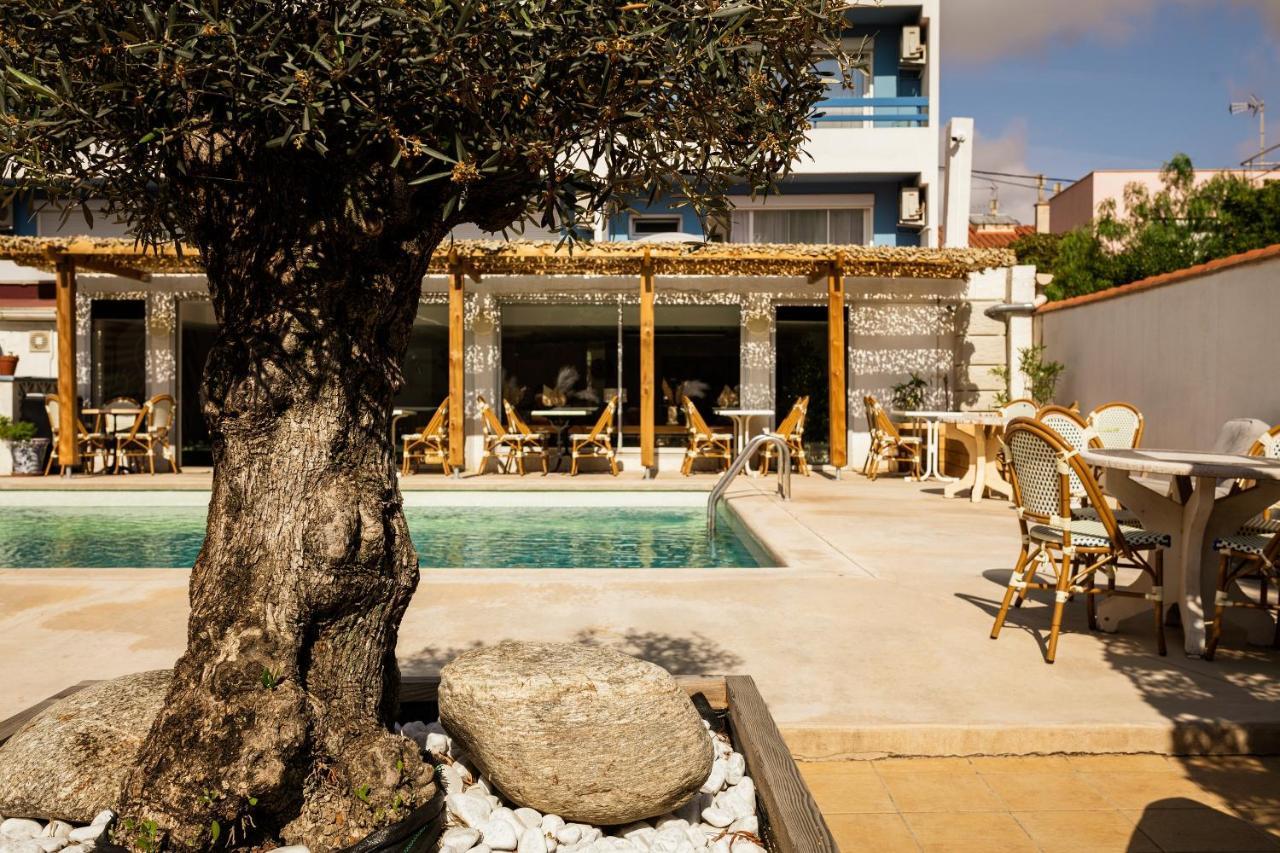 Hotel Les Sables - Urban Style - By Logis