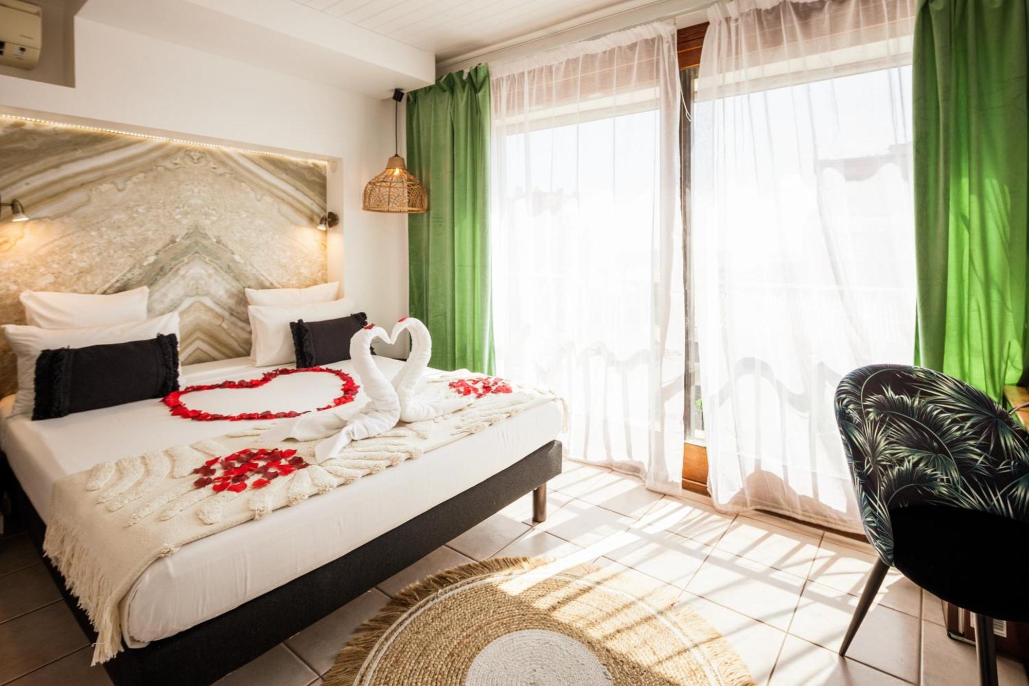 Les Sables - Urban Style - By Logis Hotel Canet-en-Roussillon